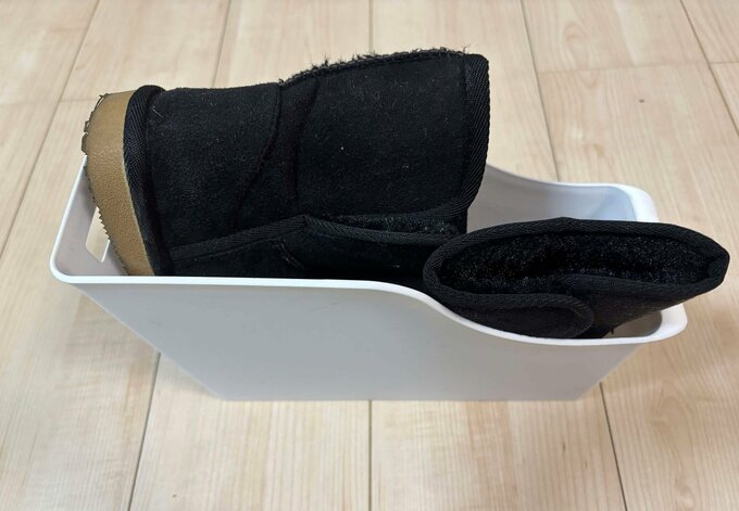 ブーツも、立てることで省スペース