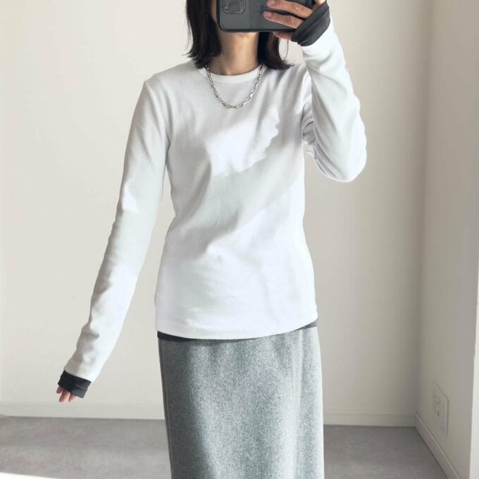 ユニクロのソフトリブクルーネックT