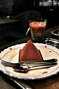 写真を暗くする