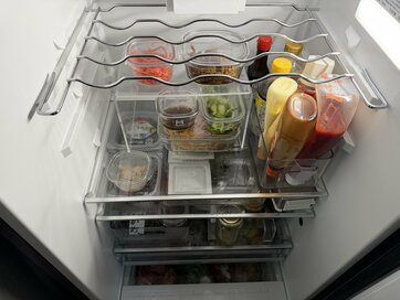 冷蔵庫が使いやすくなる！無印良品やニトリでそろう「見える収納」アイテム5選