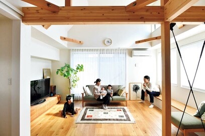 木の温もりや心地よい空気に包まれて、家族の笑顔があふれる暮らし