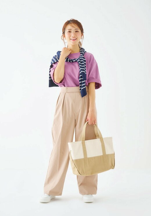 パープルベージュコーデ