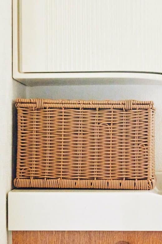 裏返したサニタリーボックス