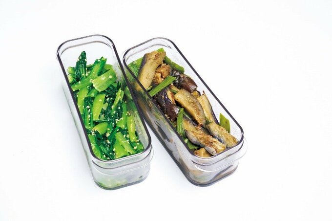 透明の保存容器に入った野菜のつくりおき