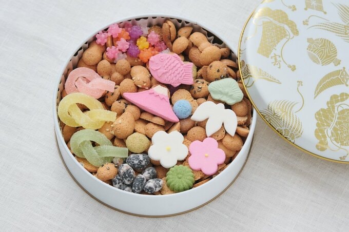 開けた瞬間心が躍る、銀座の縁起菓子