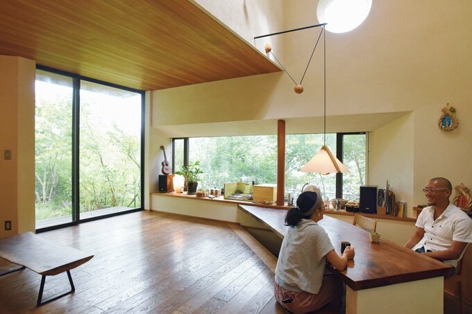 森の中にいるような気分になれるダイニングキッチン