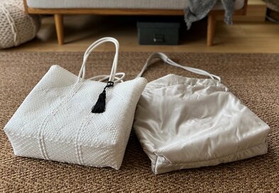 50代ひとり暮らし、年齢を重ねて見直した「服の持ち方」。バッグは毎日同じでいい