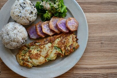 40代ミニマリストの「リアルな食事」。メインのおかずがなくても満足できるワンプレート