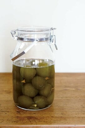 保存食の達人・飛田和緒さんの「梅シロップ」。冷水や炭酸で割っておいしい