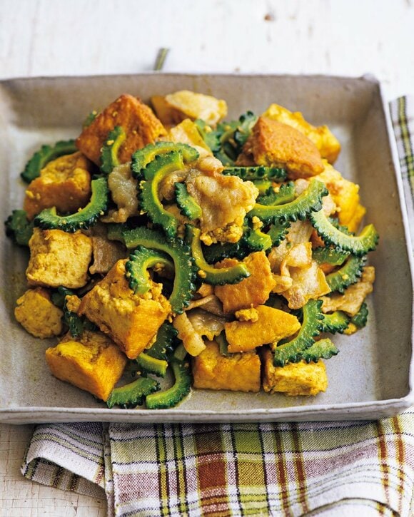 ゴーヤーと厚揚げ料理