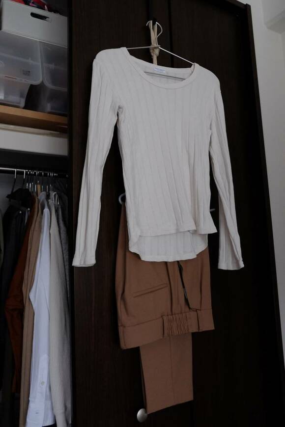 コーディネートをつるす