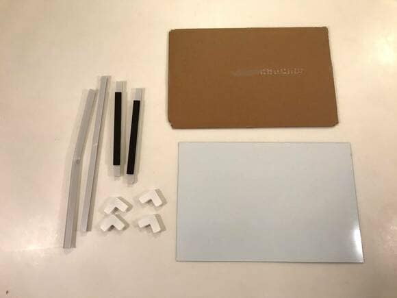 ホワイトボードを解体