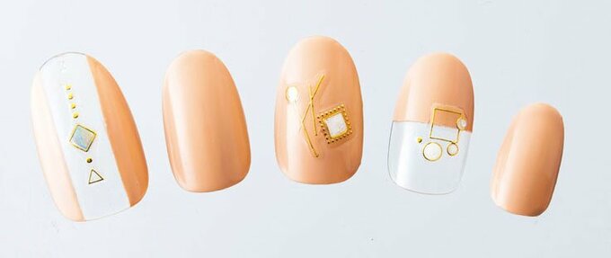 ネイルベージュ