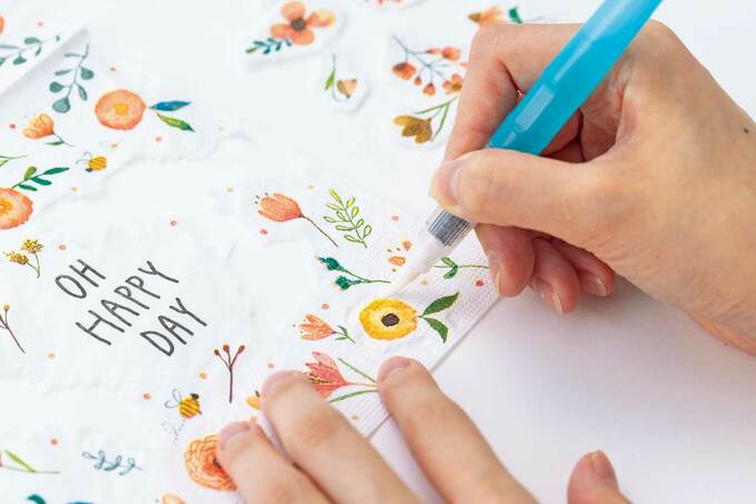 ペーパーを切り抜いて1枚に剥がす