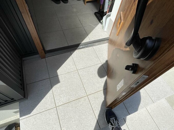 玄関のタイル