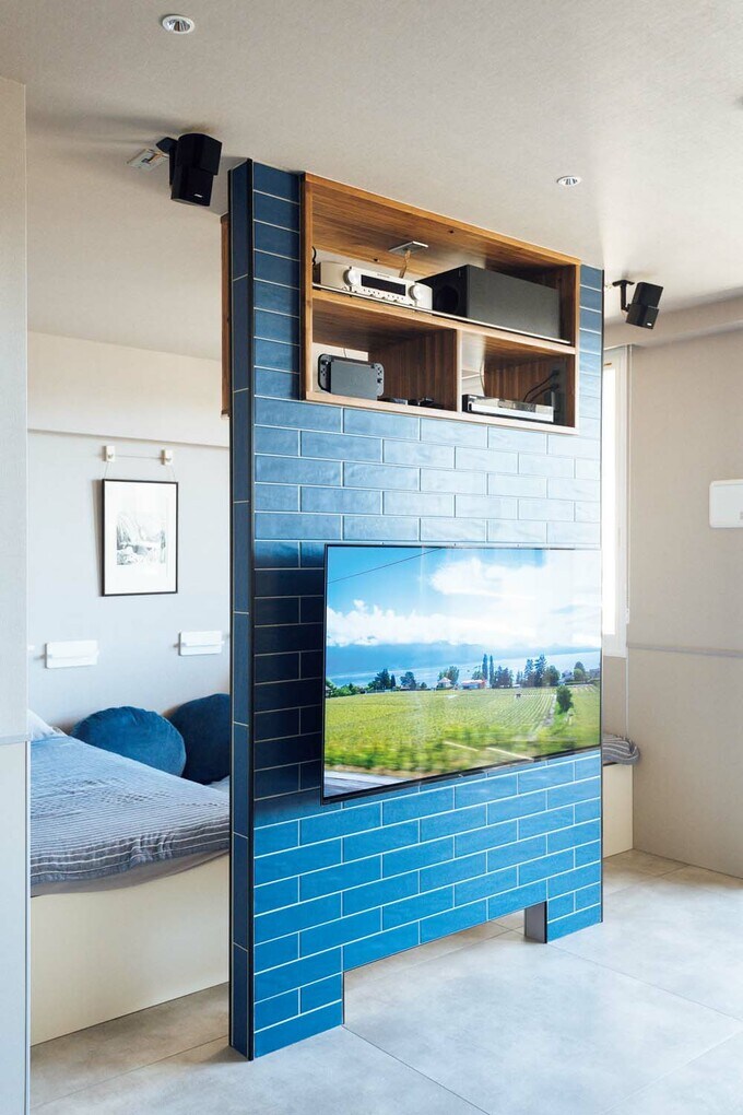 間仕切り壁をテレビの壁かけにも活用