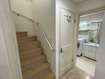 トイレが水回りの近くにある間取り。暮らし快適、朝の支度や子どもの入浴もスムーズ