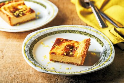 レモンが効いた大人のチーズタルト。バットがあれば型は不要