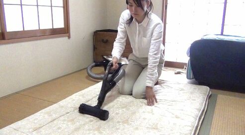 眠れない人はエアコンの掃除を！きれいな空気は熟睡の近道