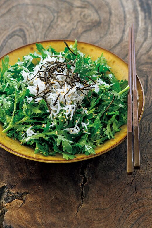 春菊としらすの塩昆布サラダ