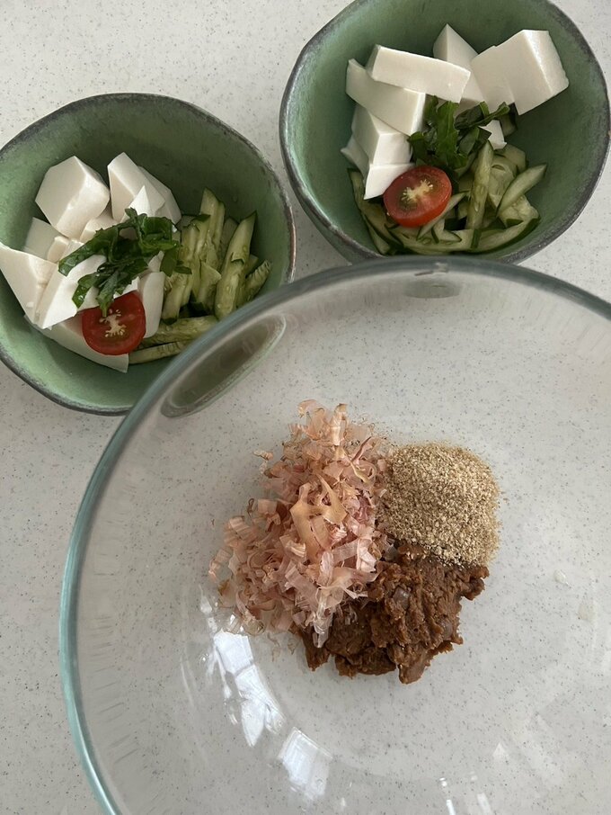 冷たいみそ汁材料