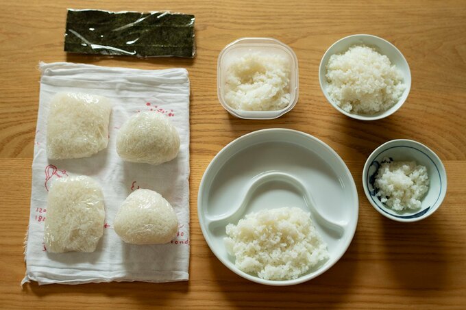 目的別に振り分けた白米