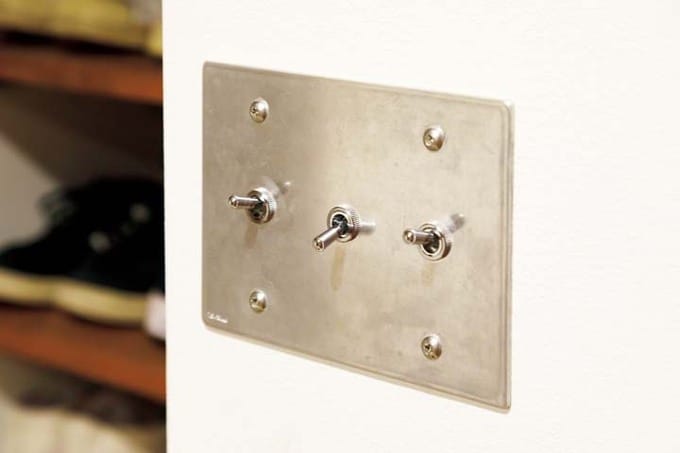 インダストリアル感があるトグルスイッチ