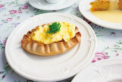日本人が知らないフィンランドの国民食。「エッグバター」をのせて食べる、ほっとするおいしさ