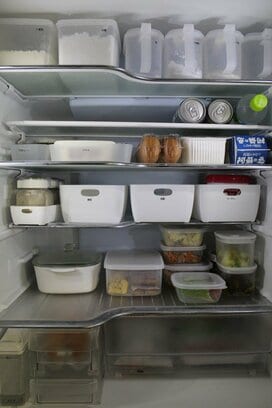 セリアの100均グッズで！「常温保存が危険！」の粉ものを冷蔵庫に美収納