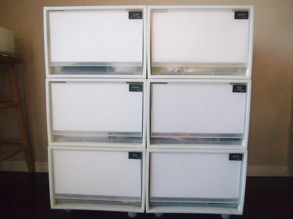 クローゼットは家族ごとに名前とアイテム名を