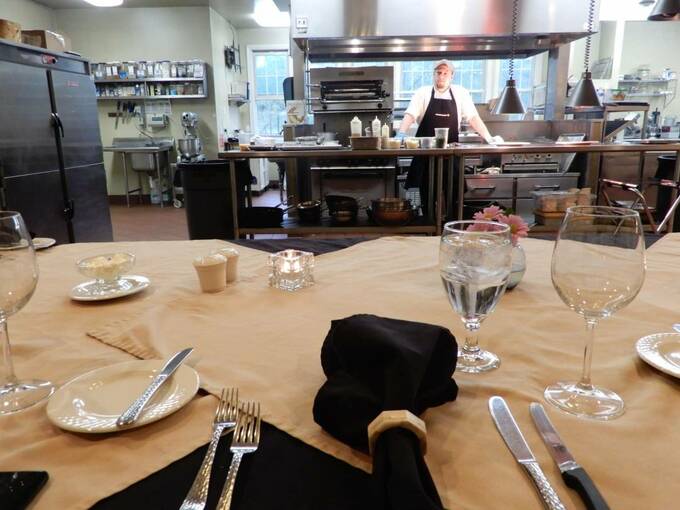 シェフズテーブル席の様子