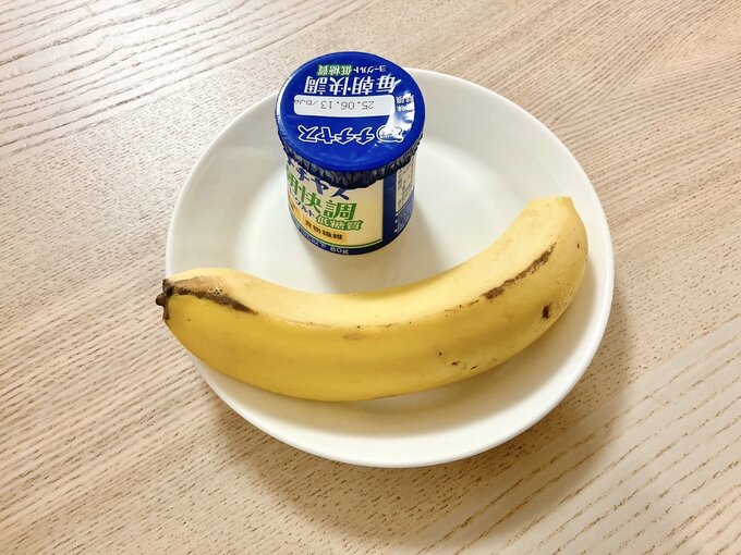 果物とヨーグルトだけ準備して、あとはビュッフェ形式に