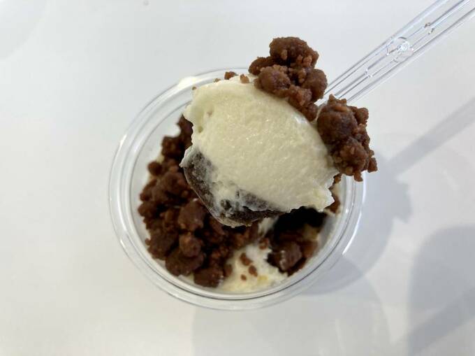 ティラミスをスプーンで