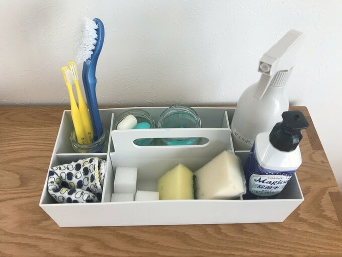 掃除道具をまとめて収納