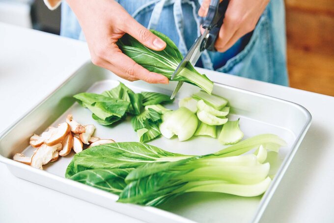 青梗菜切る画像