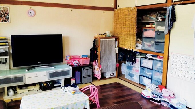 テレビタンスのある部屋