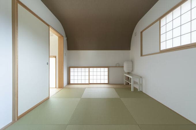 来客宿泊用の広い和室