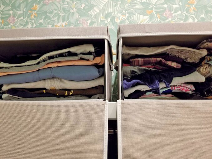 収納ボックスを前から開いた様子