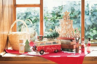 クリスマスの飾りつけは高低差を出せばおしゃれ。簡単なコツでセンスアップ！