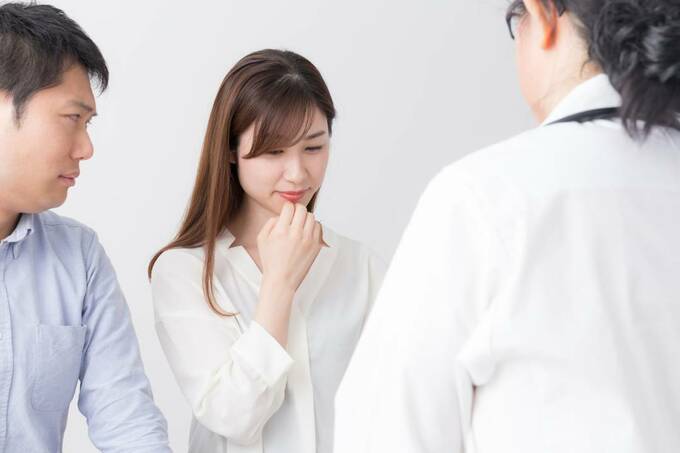 夫婦と医者
