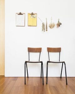 書類はインテリアに溶けこませる