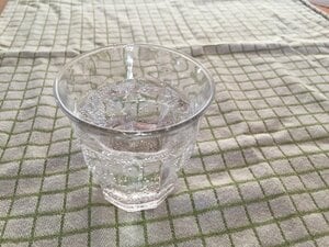 水