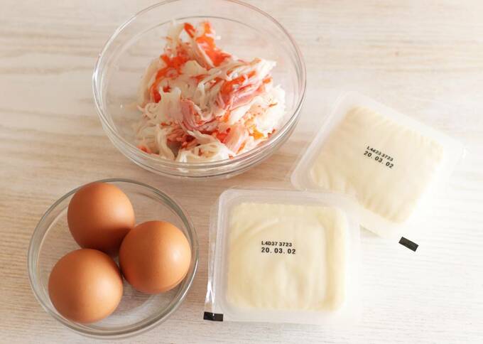 卵とカニカマと豆腐