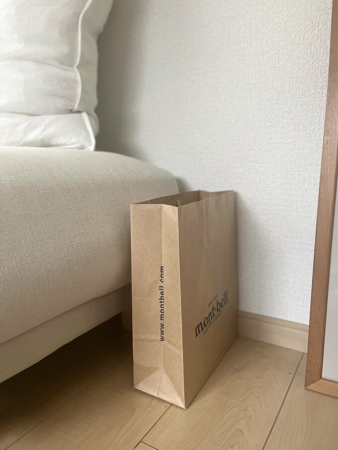 ゴミ箱として紙袋を使用