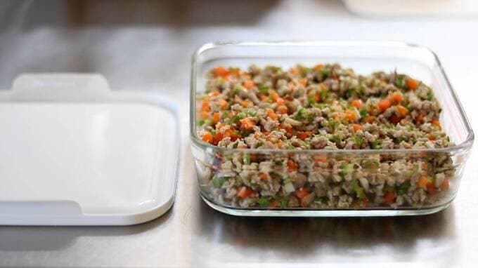 豚ひき肉とネギのみじん切り炒め