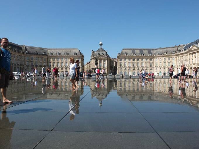 ブルス広場と水鏡