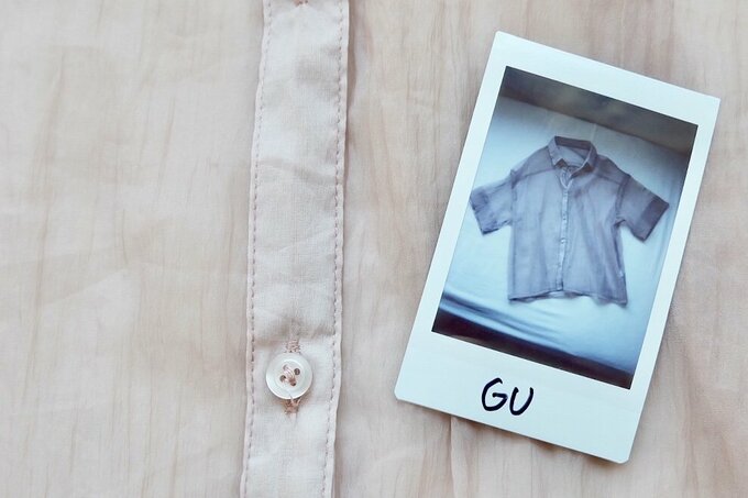 GUのシアーオーバーサイズシャツ