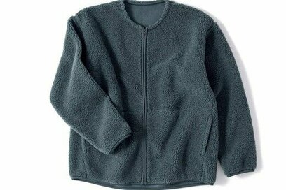 無印良品ボアジャケットは3990円。コートは軽く暖かいアイテムで「疲れない」おしゃれを