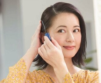 気になる白髪はヘアマスカラで簡単カバー！ 毎日を明るくする必須アイテム！