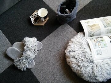 ダイソーのグレーの冬アイテムが、ふわふわ＆あったか